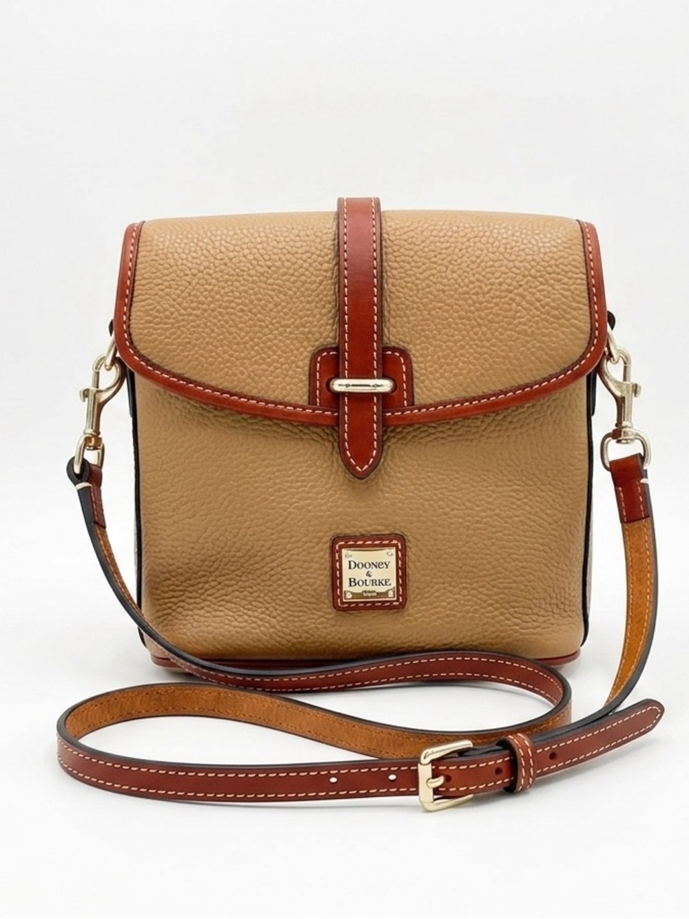 Dooney & Bourke Pebble Grain Leather Holly Bag in Taupe NWOT